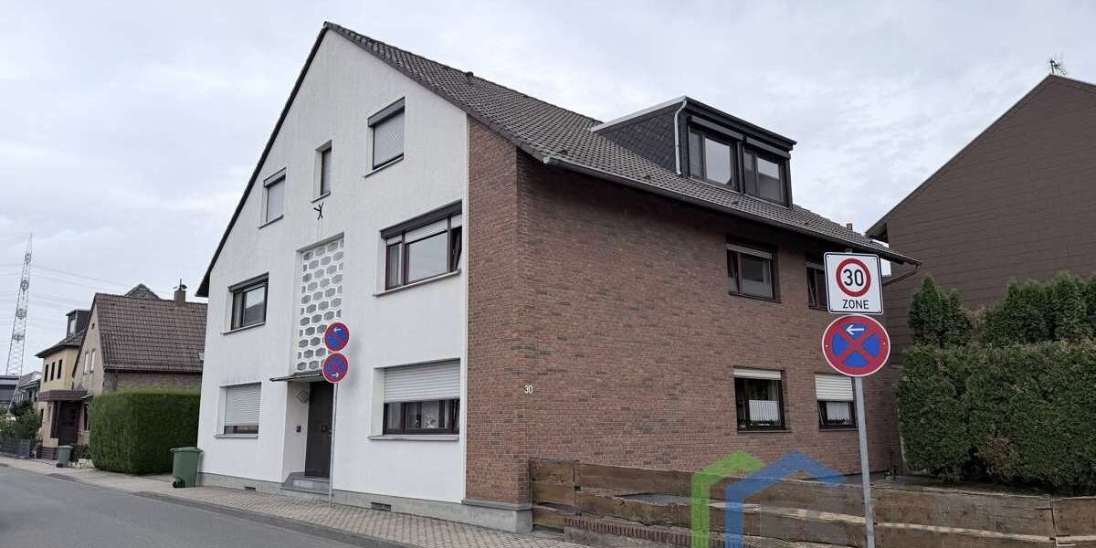 Etagenwohnung Düren Mariaweiler-Hoven - 2 Zimmer, 62 m&sup2;, 124.000&euro; | Angebot:27278451
