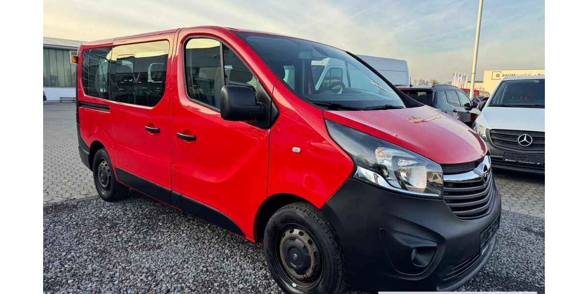 Opel Vivaro 136.000 km 12.488 &euro; Rheinbach 53359