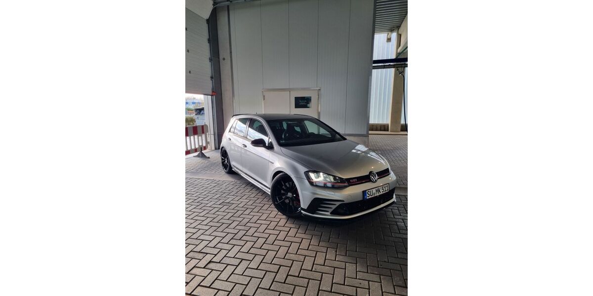 VW Golf 115.000 km 24.999 &euro; Troisdorf 53844