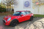Mini ONE NAVI KLIMAAUT ROTMETALLIC PDC 5-TÜRIG 108.788 km 9.904 &euro; Köln 50858