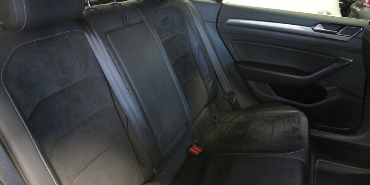 VW Arteon 2.0 TSI 4-Motion DSG R-Line 105.307 km 24.980 &euro; Euskirchen 53881