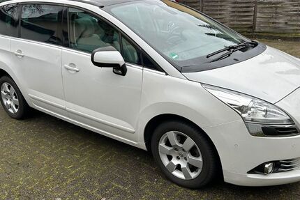 Peugeot 5008 159.000 km 3.750 &euro; Köln 51069
