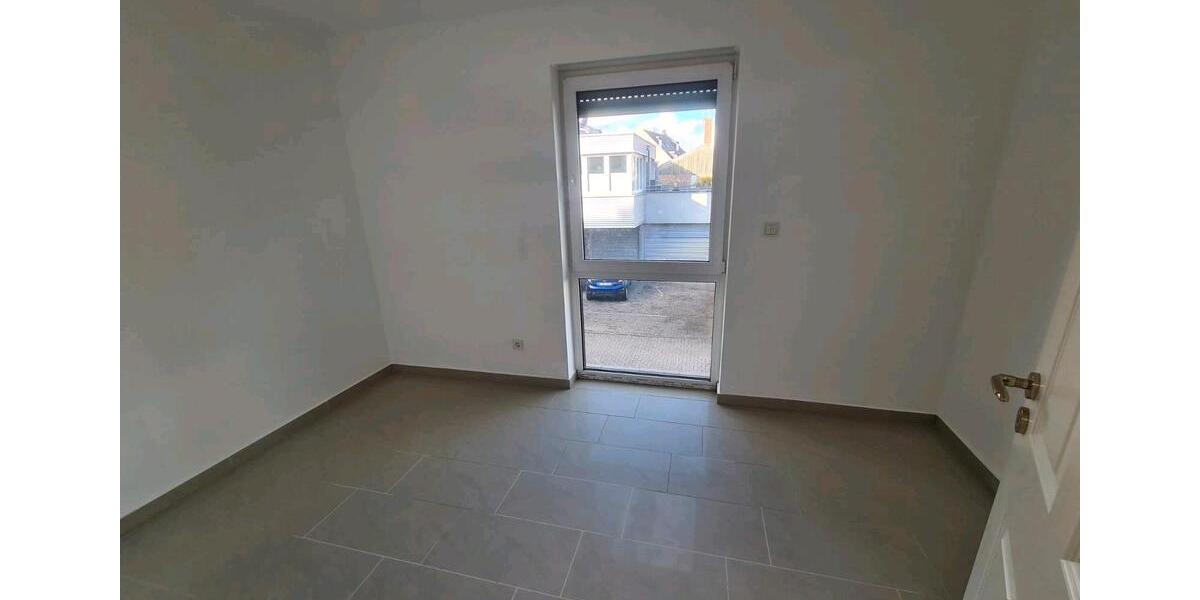 Reihenhaus Köln Mülheim - 3 Zimmer, 68 m&sup2;, 333.000&euro; | Angebot:25187550