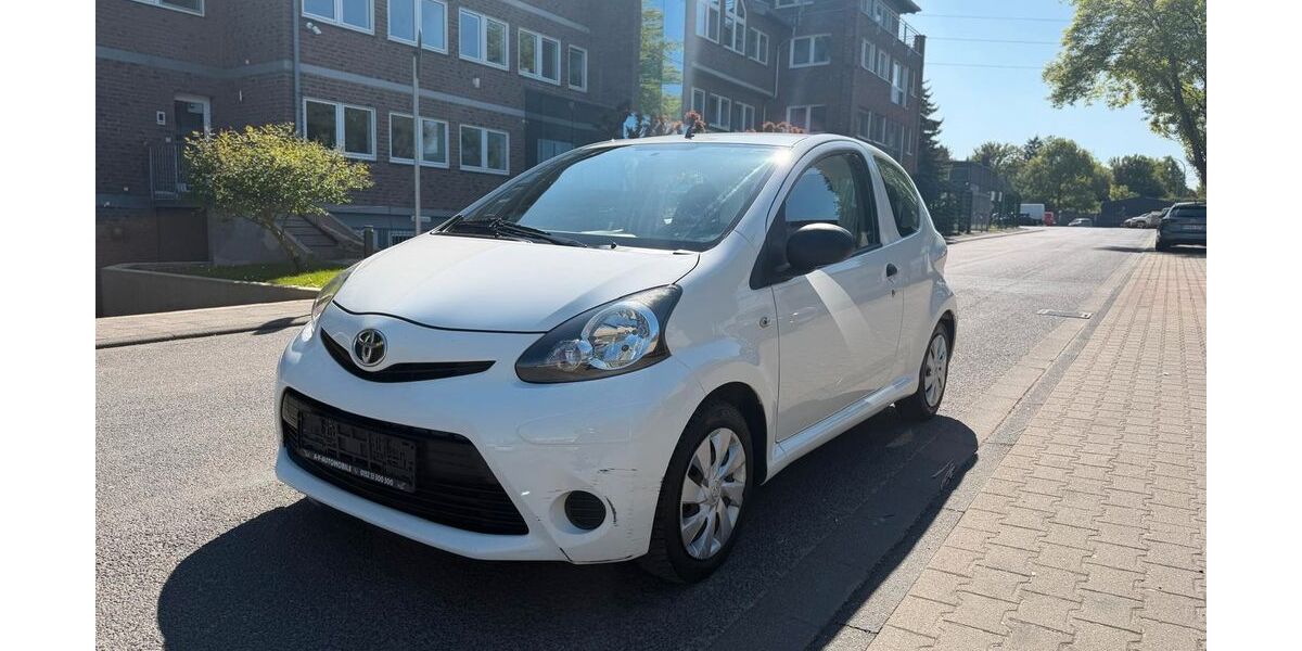 Toyota Aygo (X) 197.213 km 1.999 &euro; Wesseling 50389