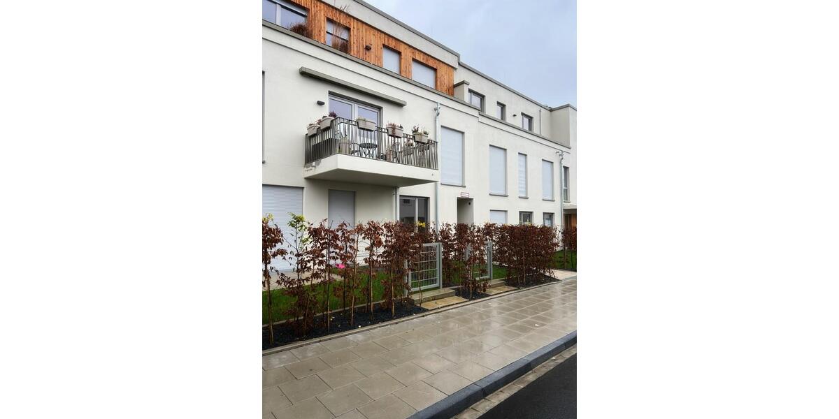 Erdgeschoßwohnung Bonn Friesdorf - 3 Zimmer, 81 m&sup2;, 1.890&euro; | Angebot:26674344