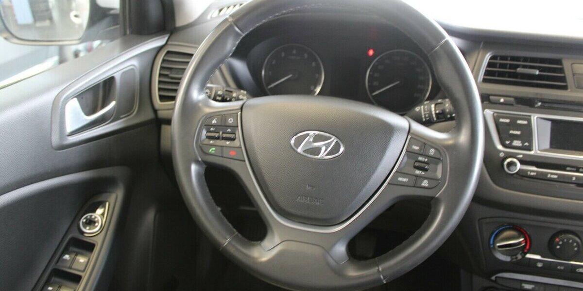 Hyundai i20 1.0 - Klima - 111.957 km 9.480 &euro; Euskirchen 53881